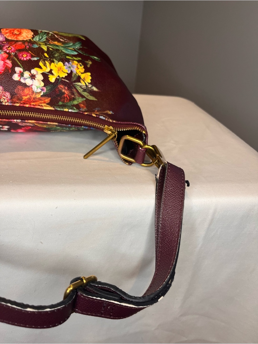 Elliott Lucca Burgundy Floral Leather Shoulder Bag - Picture 5 of 5
